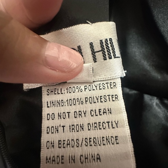 Sherri Hill Beaded A Line Whimsical Black Gown Size 10 - Picture 9 of 10